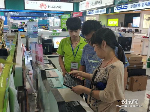 學(xué)生用品市場火爆 開學(xué)經(jīng)濟(jì) 火了誰 計(jì)算機(jī)房維護(hù)服務(wù)